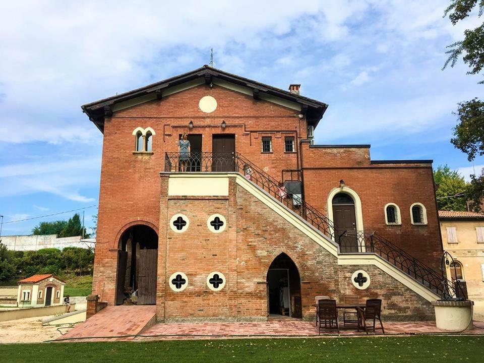 Borgo Sartoni Case Vacanze Appartamenti In Affitto Bolonya Dış mekan fotoğraf